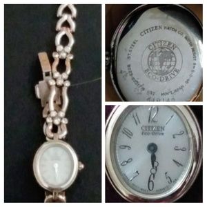 Beautiful vintage Citizen Eco Drive watch